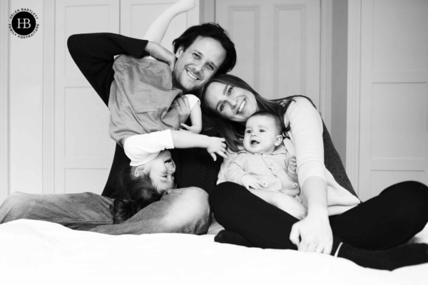 family-photo-with-toddler-and-3-month-old-baby