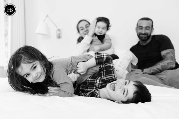 fun-family-photo-shoot-chiswick