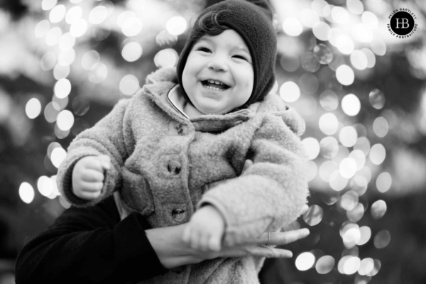 laughing-baby-with-christmas-lights