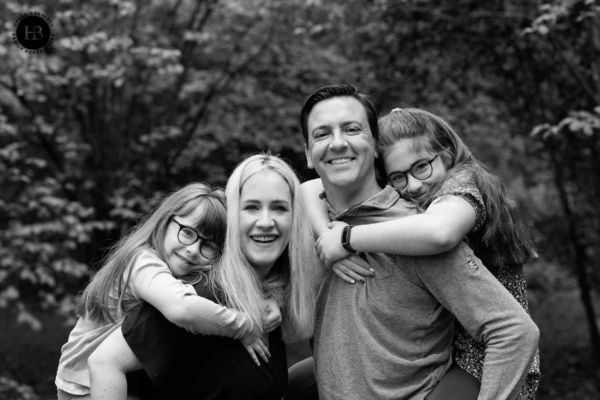 family-portrait-photography-esher-woods
