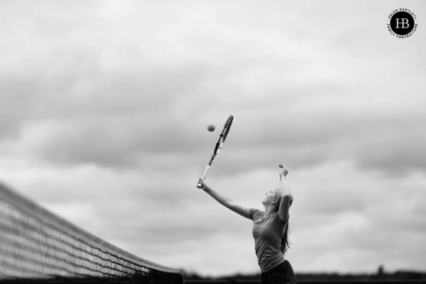 girl-playing-tennis-fast-shutter-speed