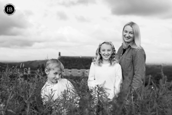 family-photo-shoot-peak-district