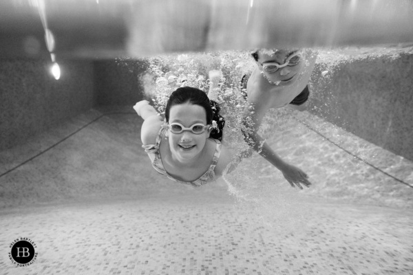 family-photography-underwater-london