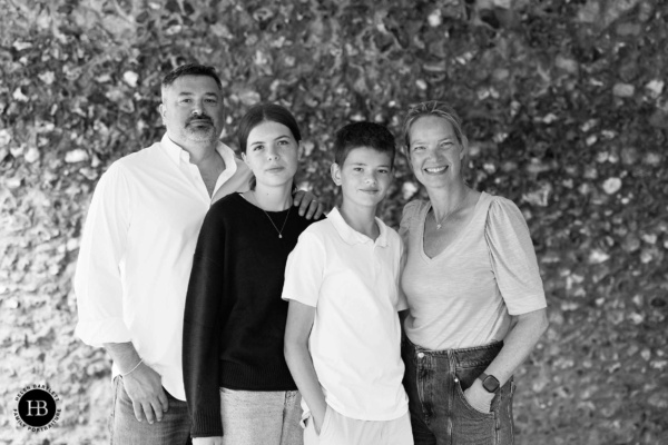 family-portrait-with-teenagers