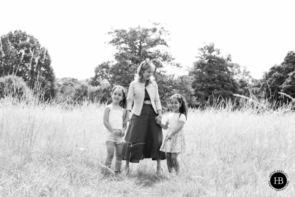 grandmother-and-grandaughter-portrait