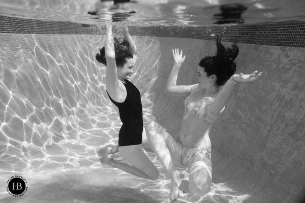 family-photo-shoot-orpington-swimming