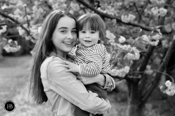 brother-sister-photograph-monochrome