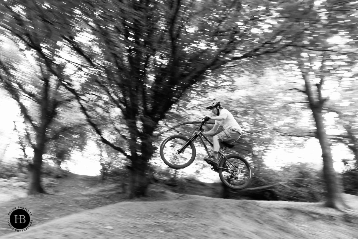 panning-shot-with-canon-r3-bike