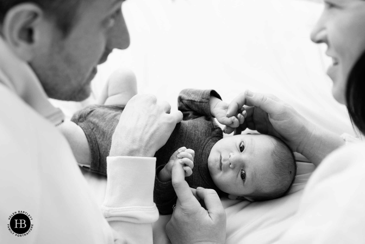 streatham-newborn-photo-with-parents