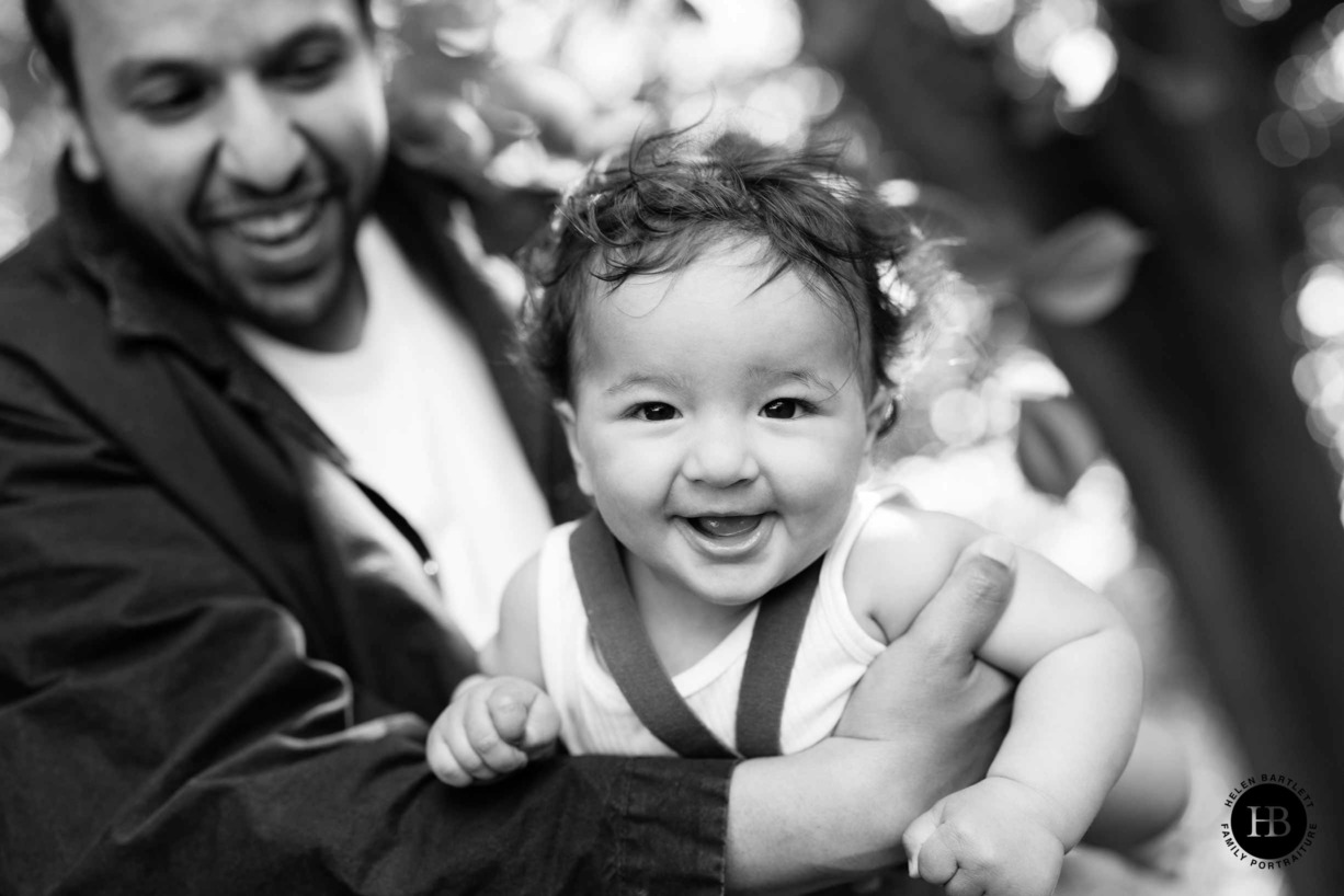 baby-dad-play-monochrome-portrait-kensington