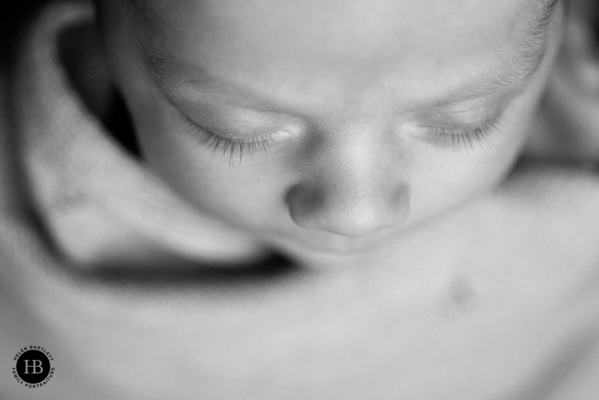 beautiful-close-up-newborn-portrait