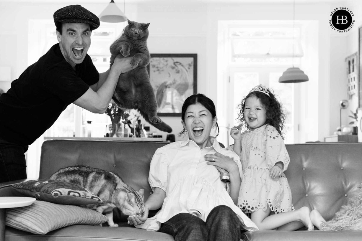 family-photo-with-cat