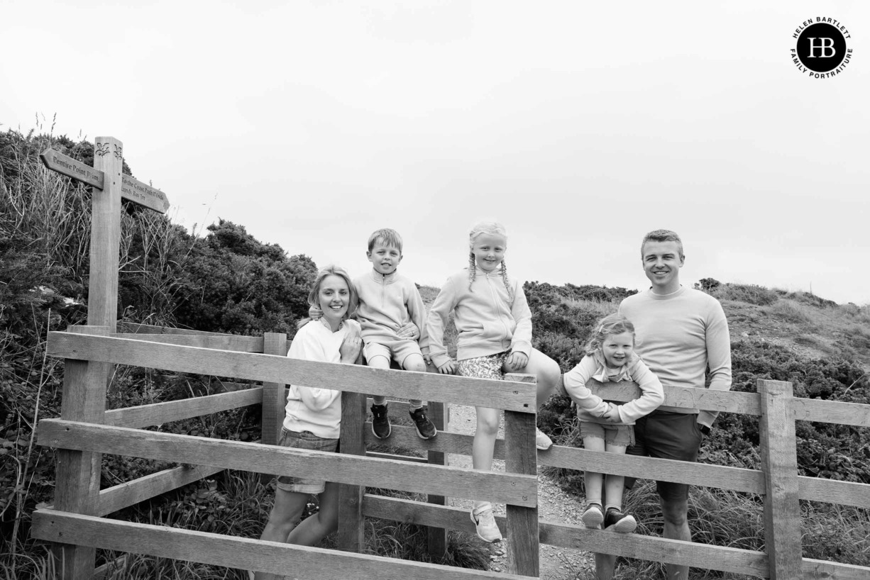 family-photo-shoot-pentire-cornwall