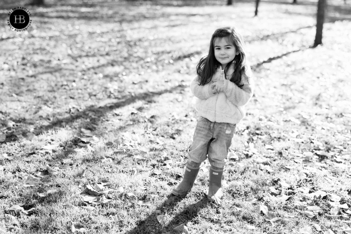 black-and-white-portrait-little-girl