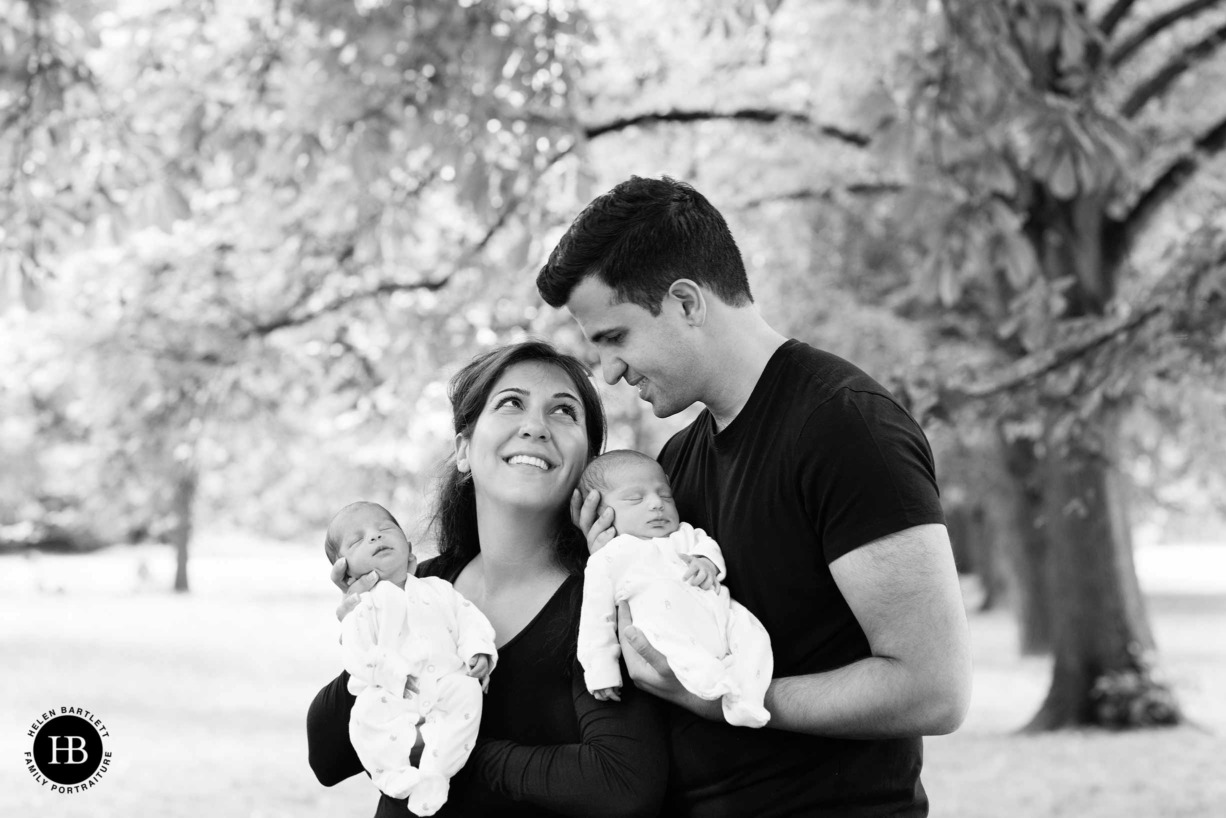 outdoor-newborn-photography-in-crouch-end