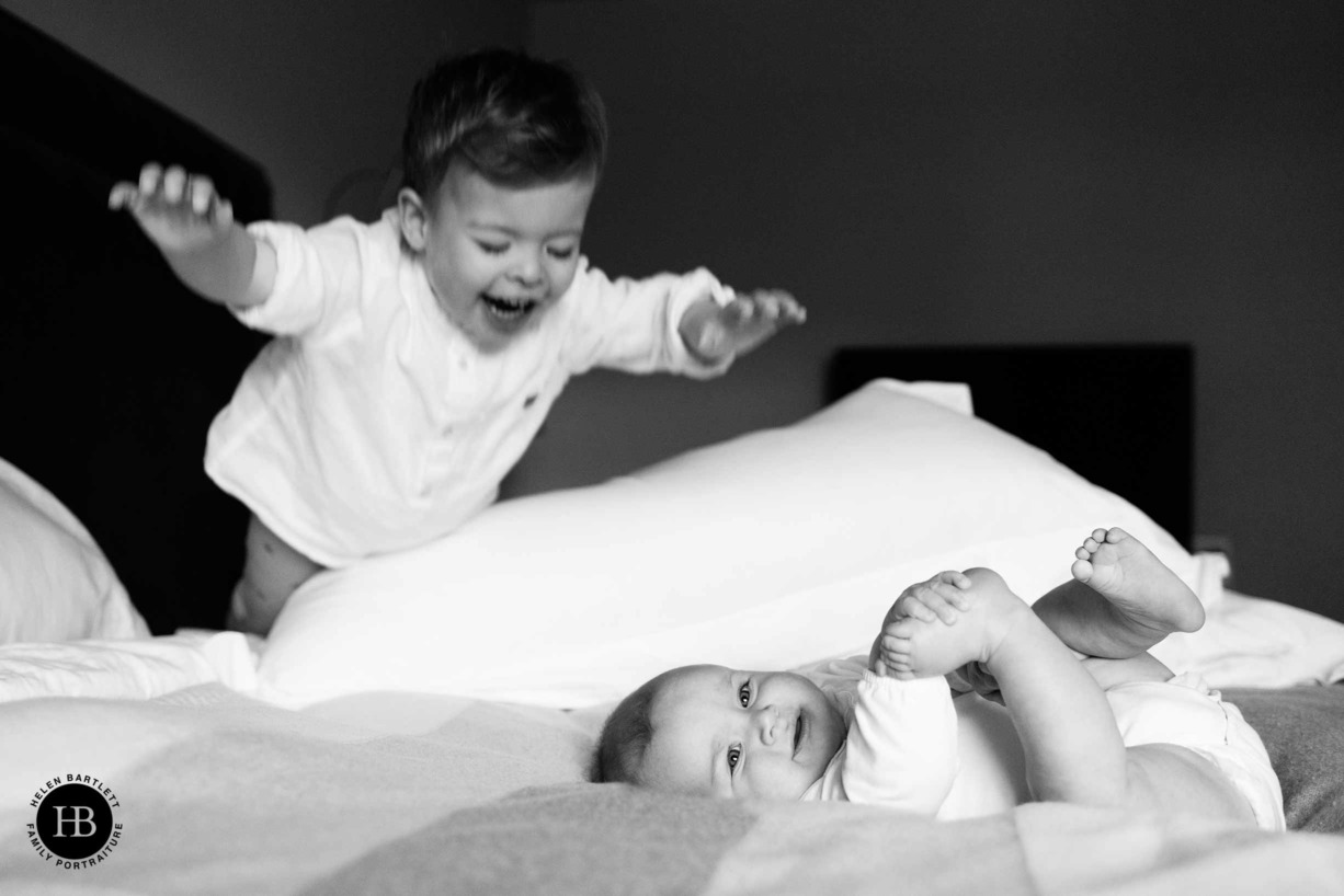 sibling-play-together-baby-photo-shoot-crouch-end